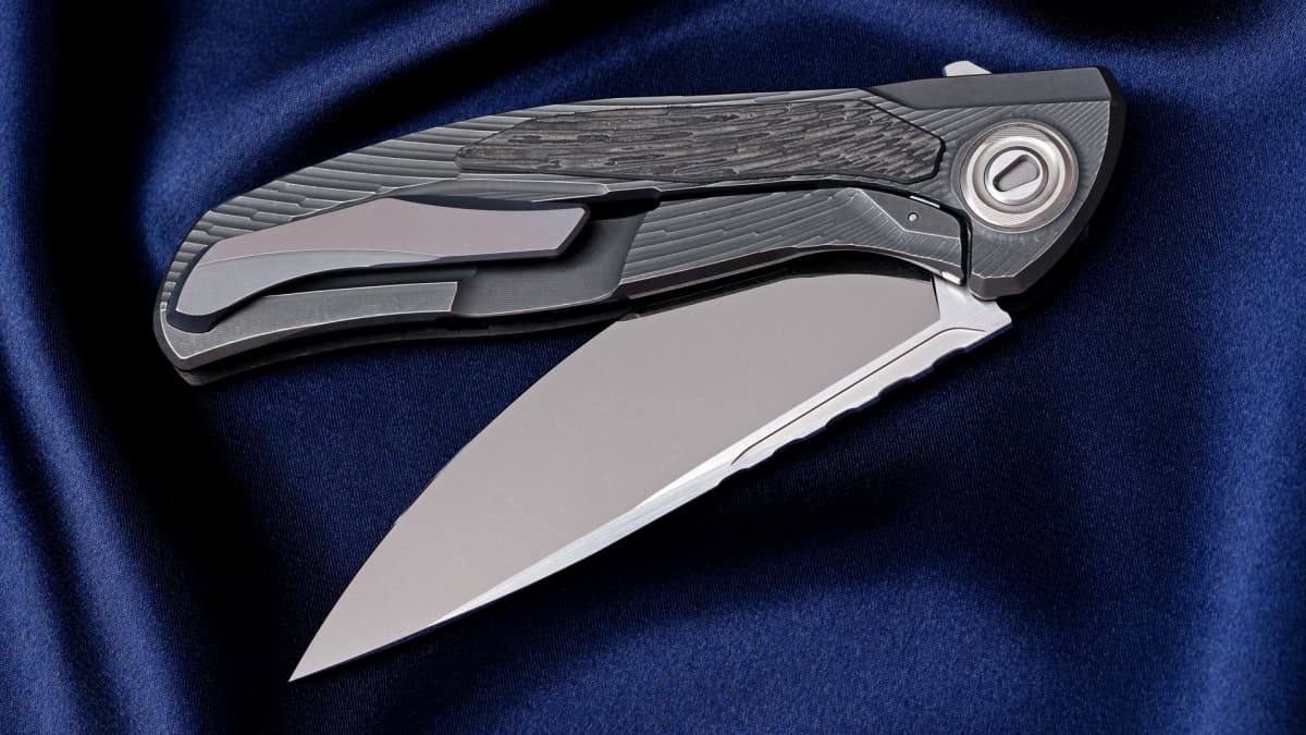 Shirogorov, Hatium