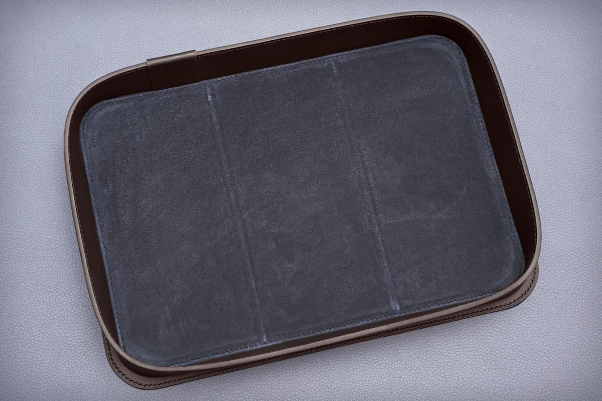 Shirogorov, Leather tray