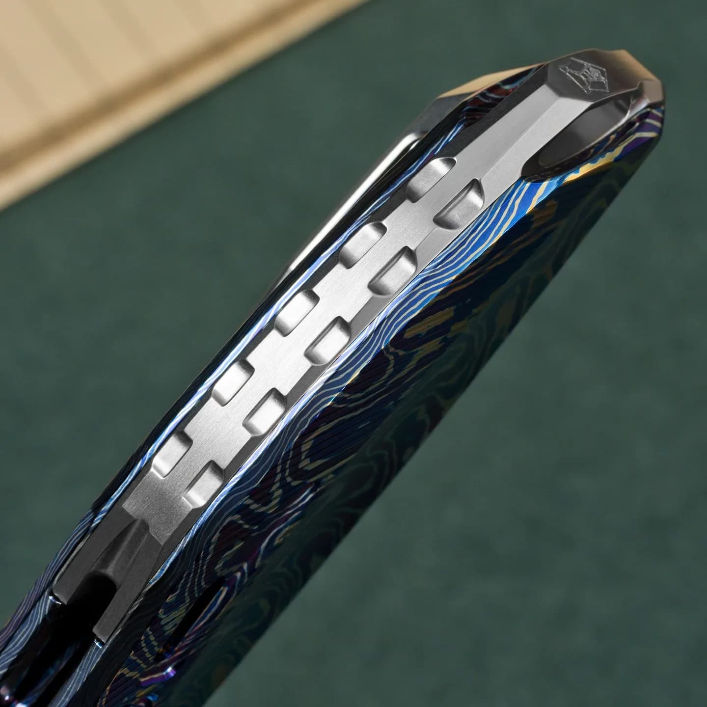 Shirogorov, NeOn