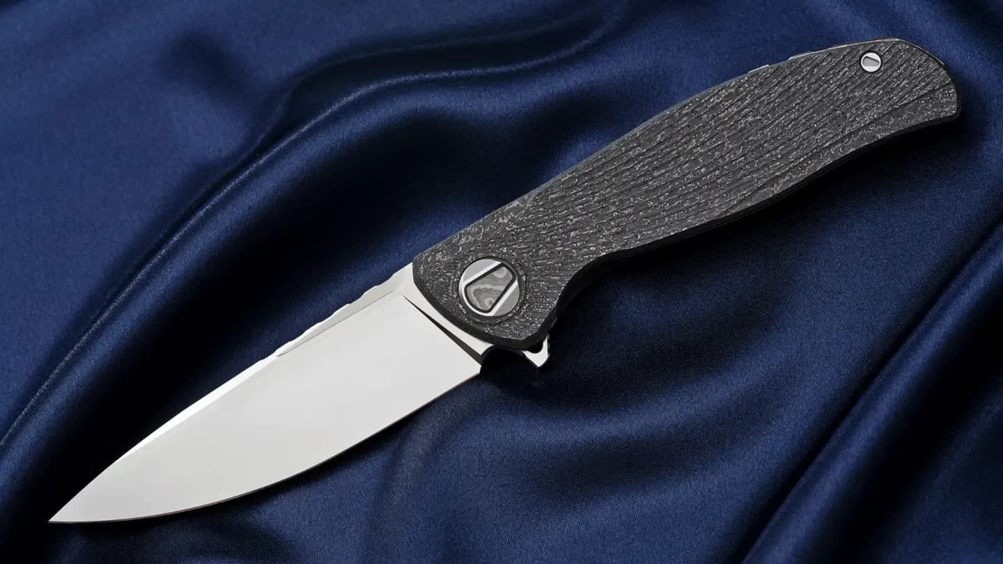 Shirogorov, Hatium
