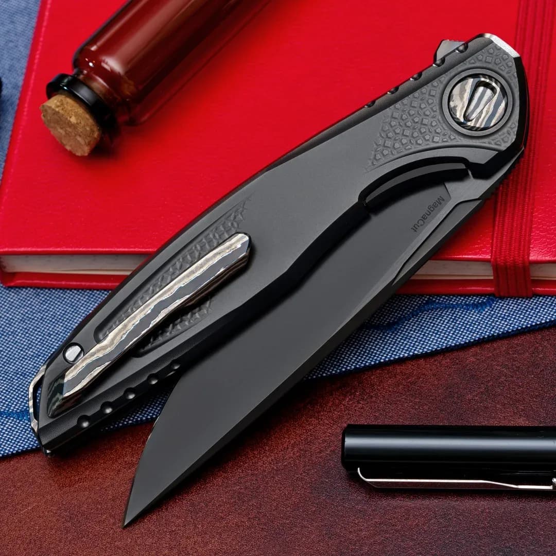 Shirogorov, Astrum BearSquare Black