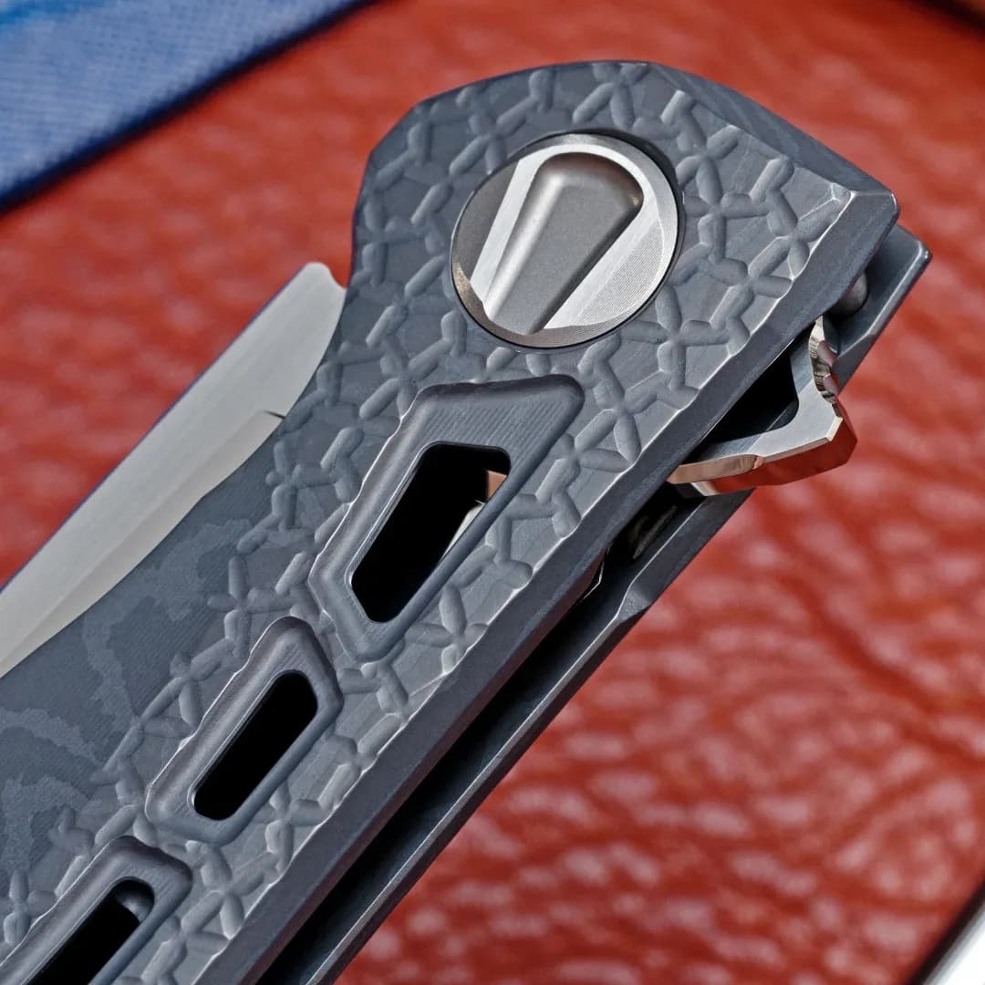 Shirogorov, NeoniX
