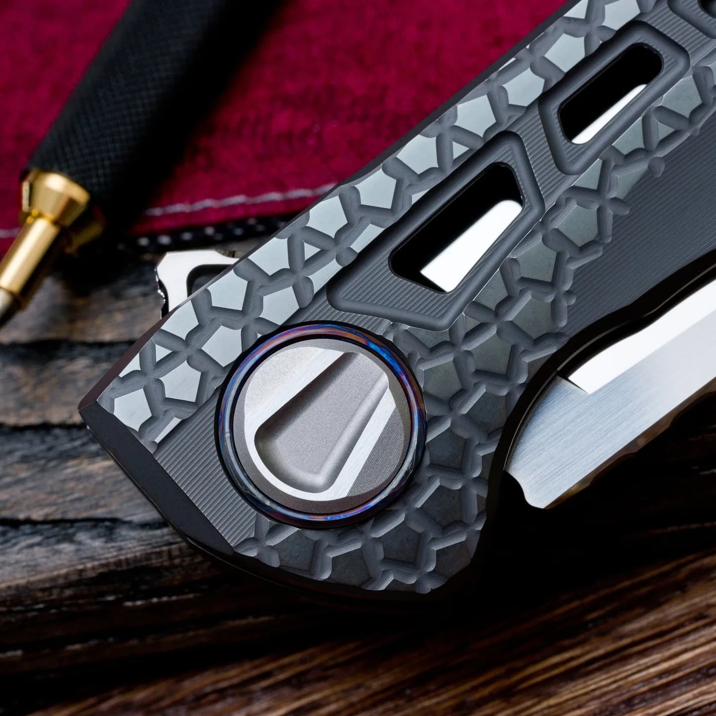 Shirogorov, NeoniX