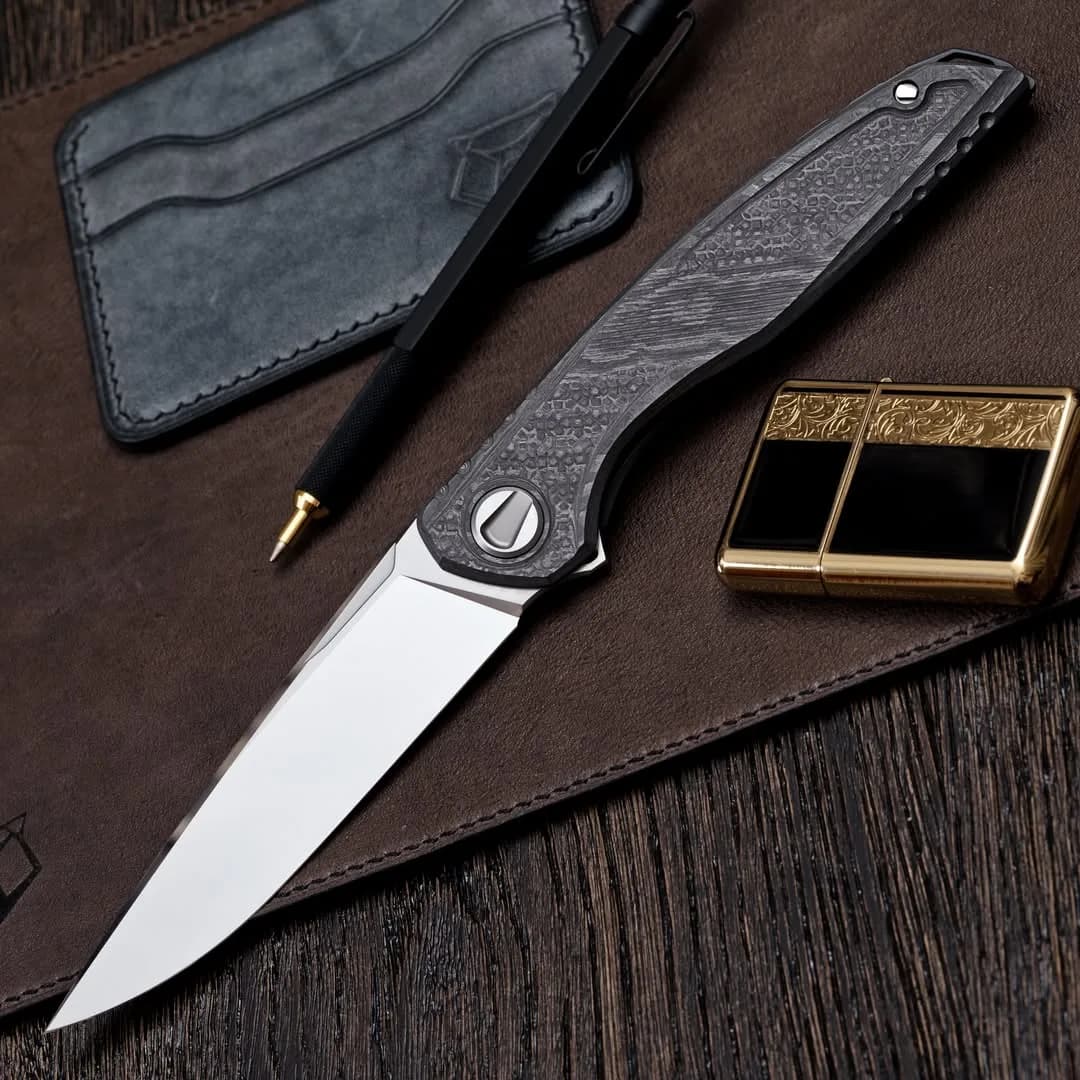Shirogorov, CarboAstrum BearSquare