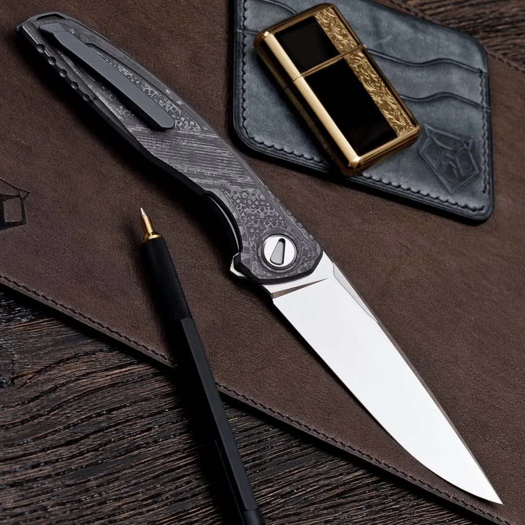 Shirogorov, CarboAstrum BearSquare