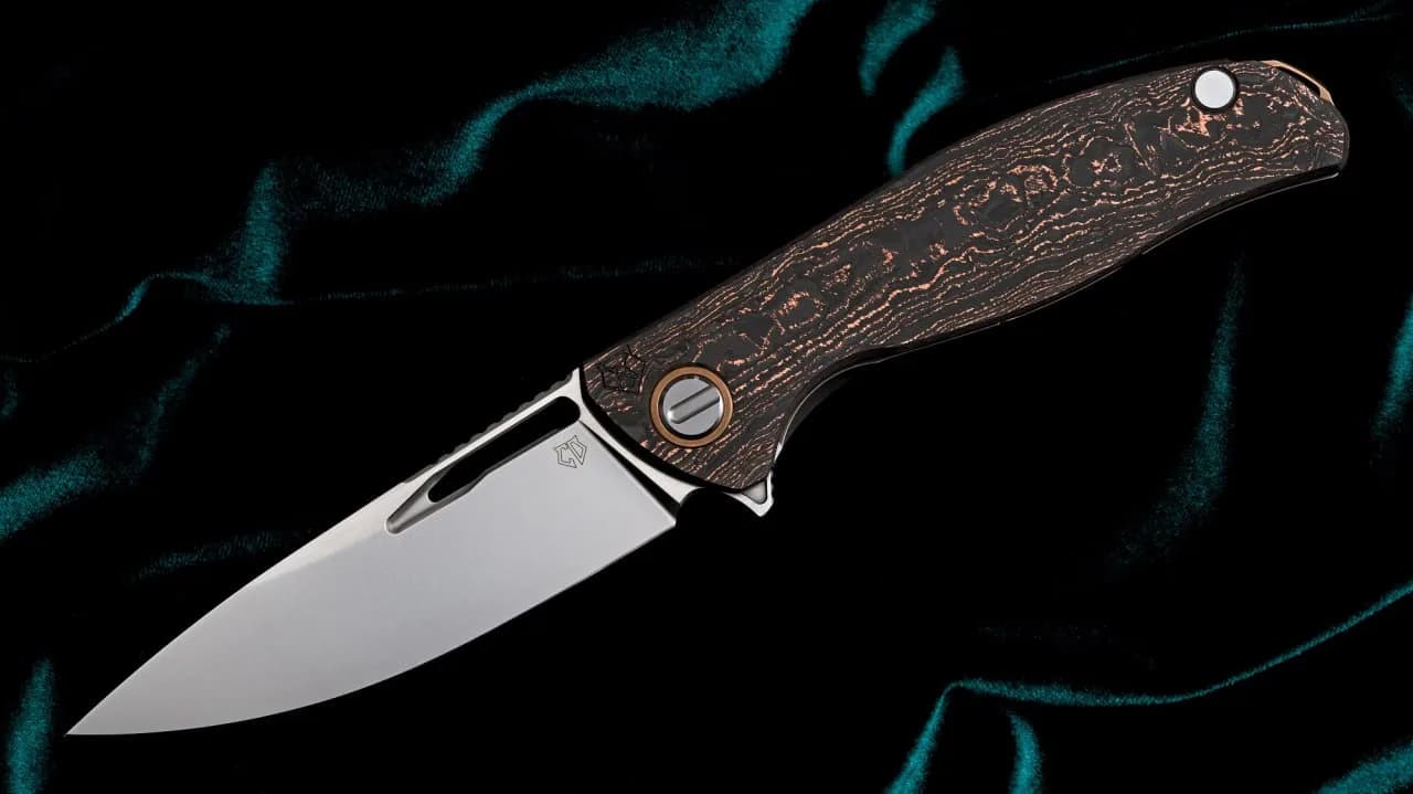 Shirogorov, Hati 3D Bronze